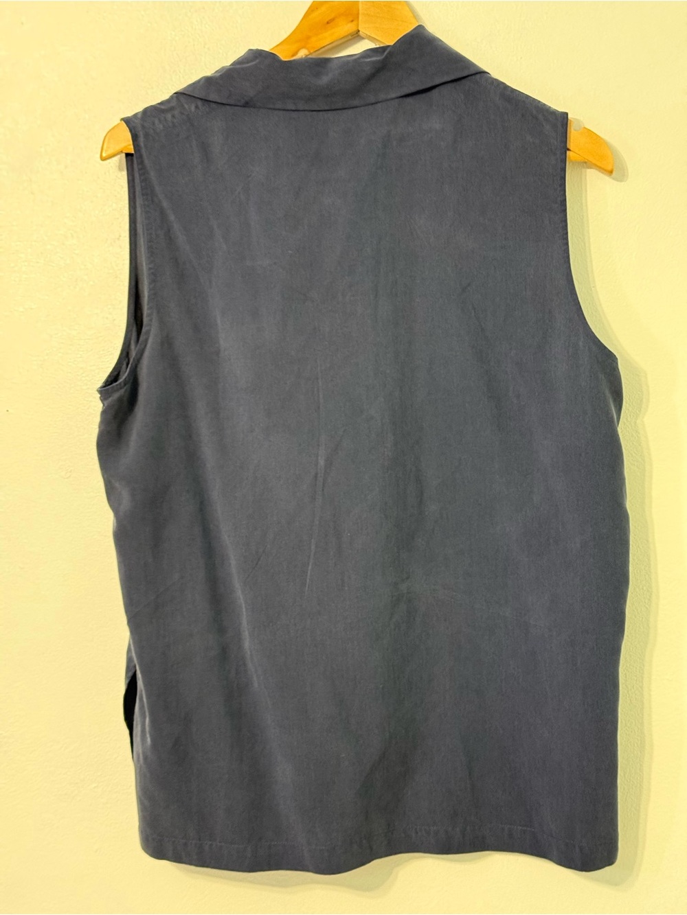 Silk Icon Sleeveless Button-Down Top in Dusty Blue MP - Picture 5 of 7